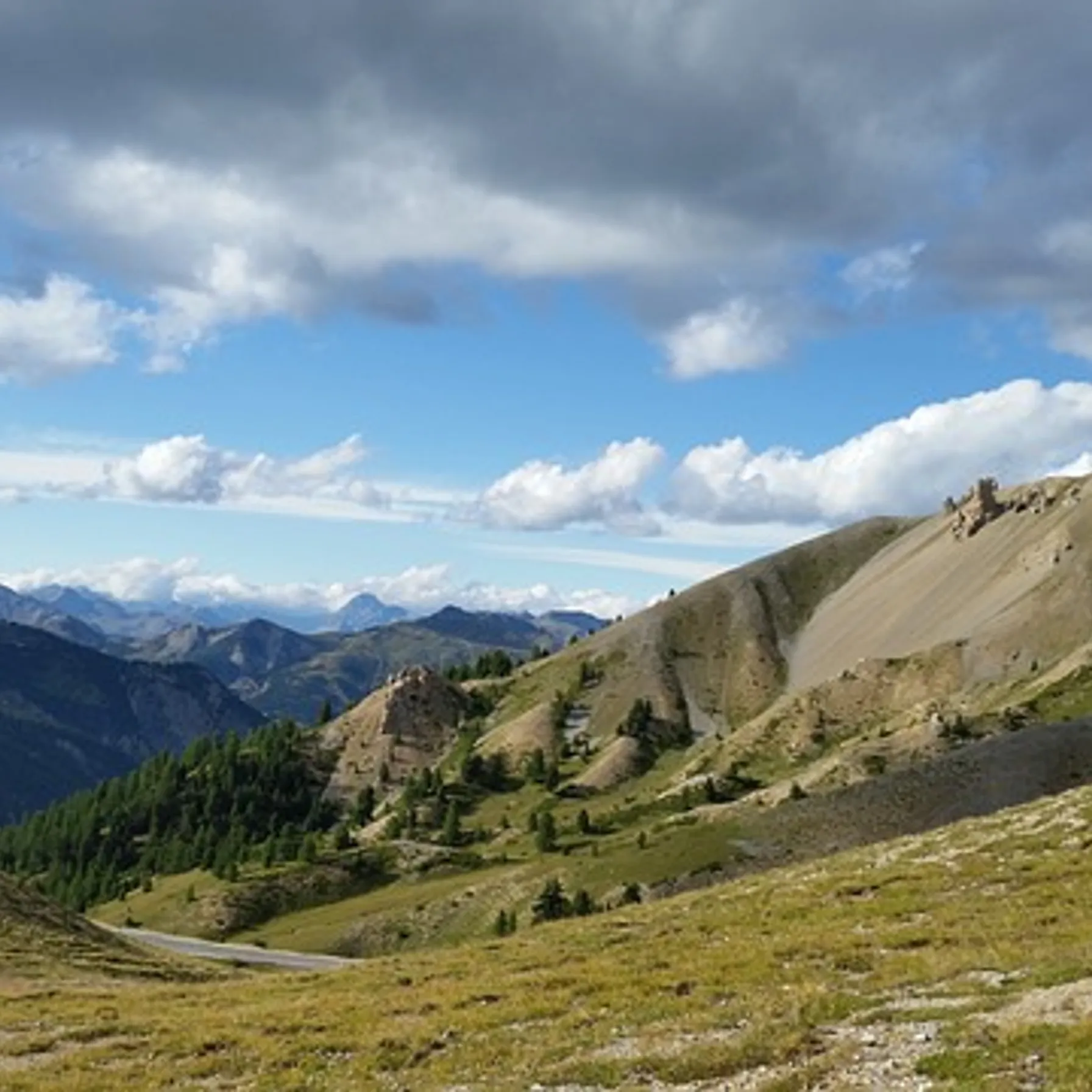 imageQueyras National Park