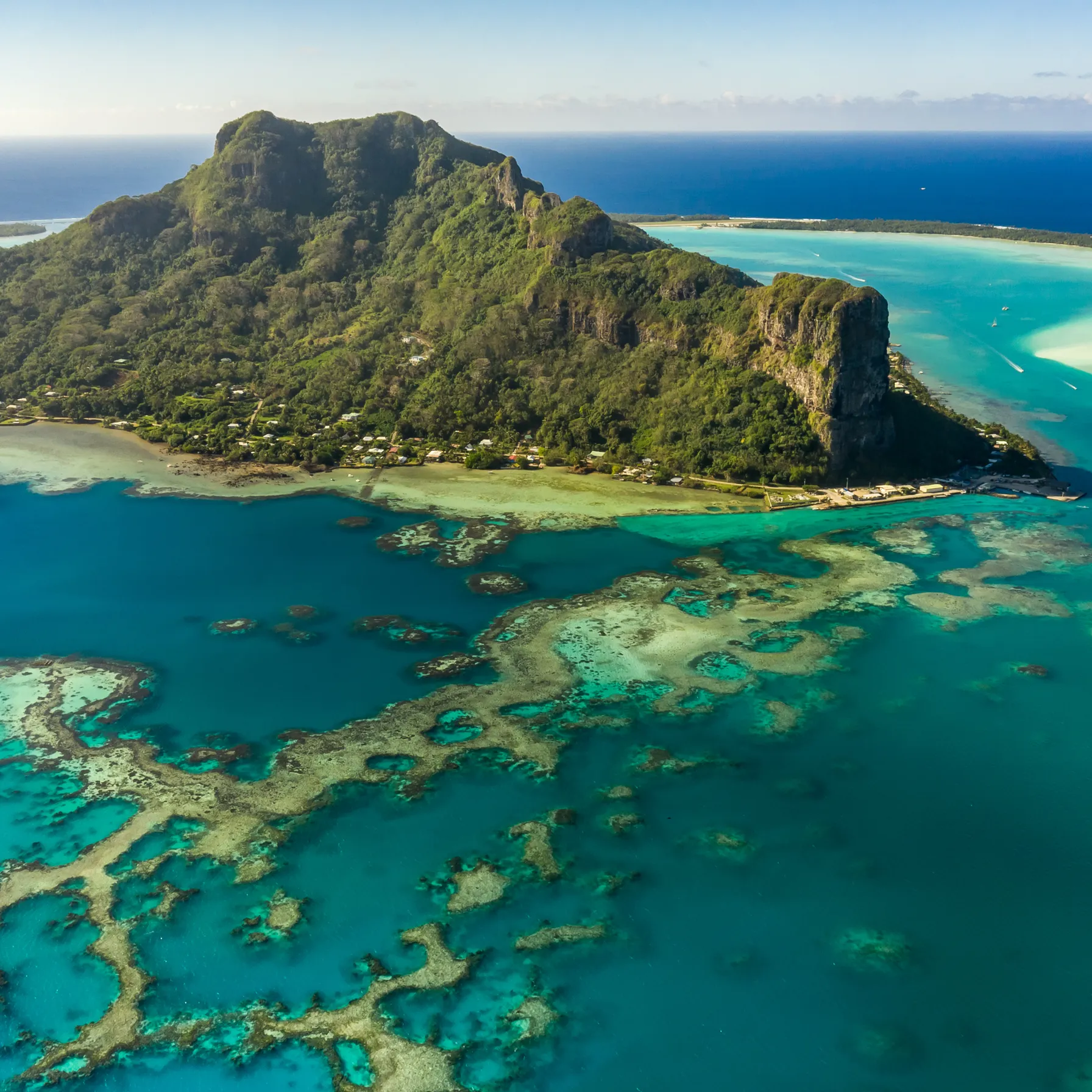 imageLeeward Islands