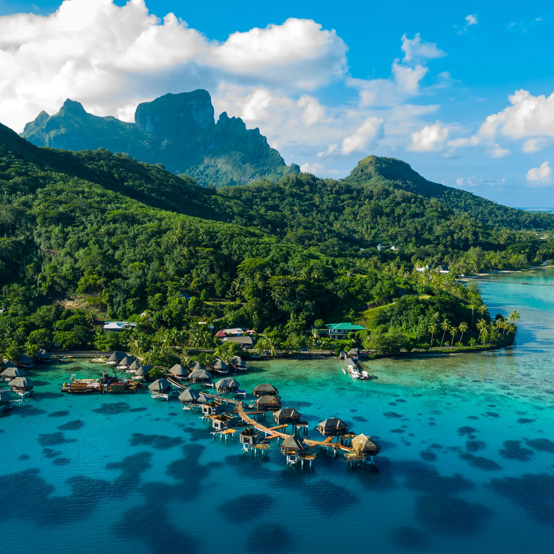 Entre lagons turquoise et traditions polynésiennes : l'archipel tahitien en circuitPolynésie française