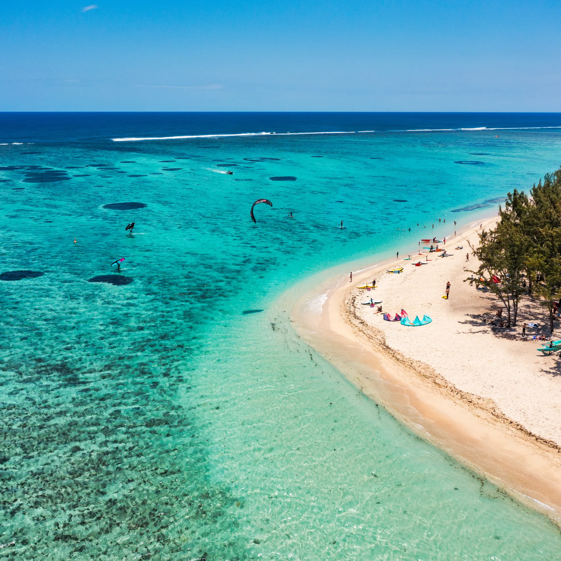 Phuket sur un petit budget : vagues, soleil et liberté sur la côte ouestThailande