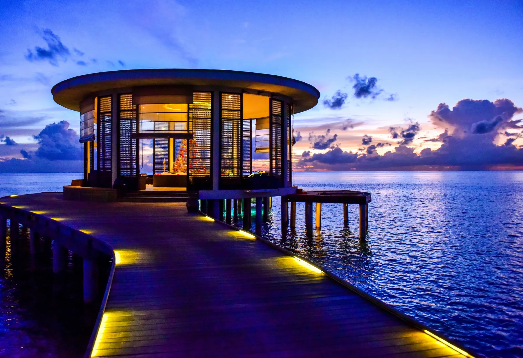 Image Why book a tailor-made luxury trip with us?