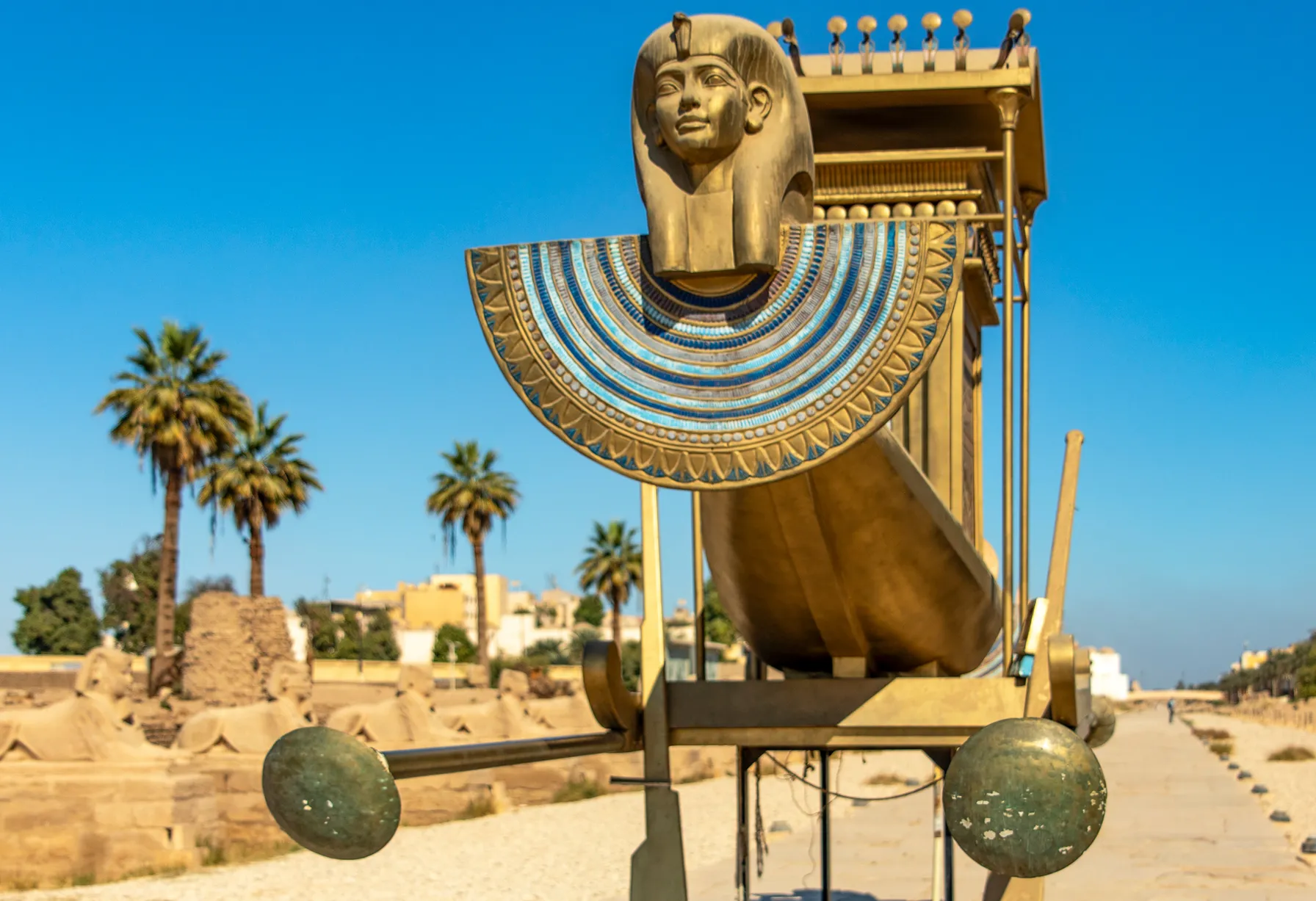 Image Luxor in January