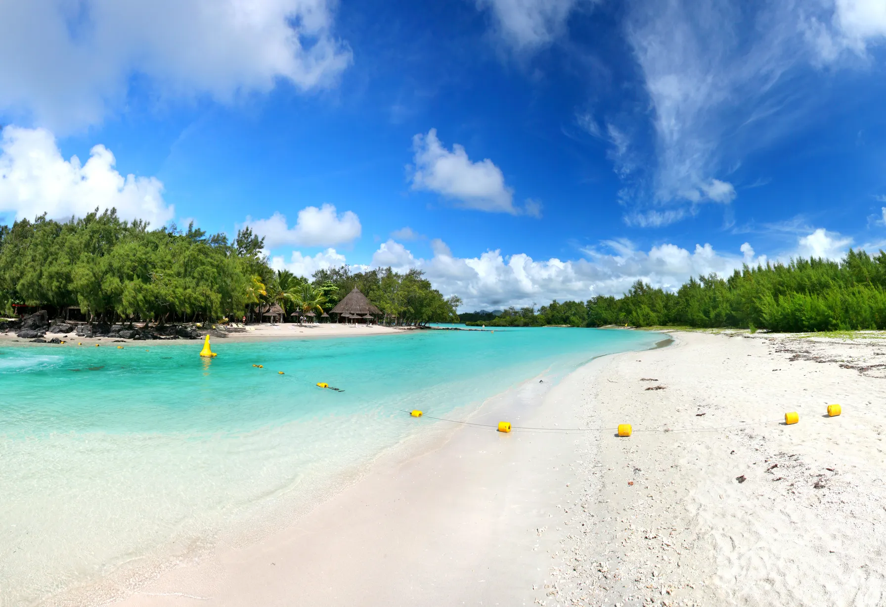 Image Freshwater Hole Beach