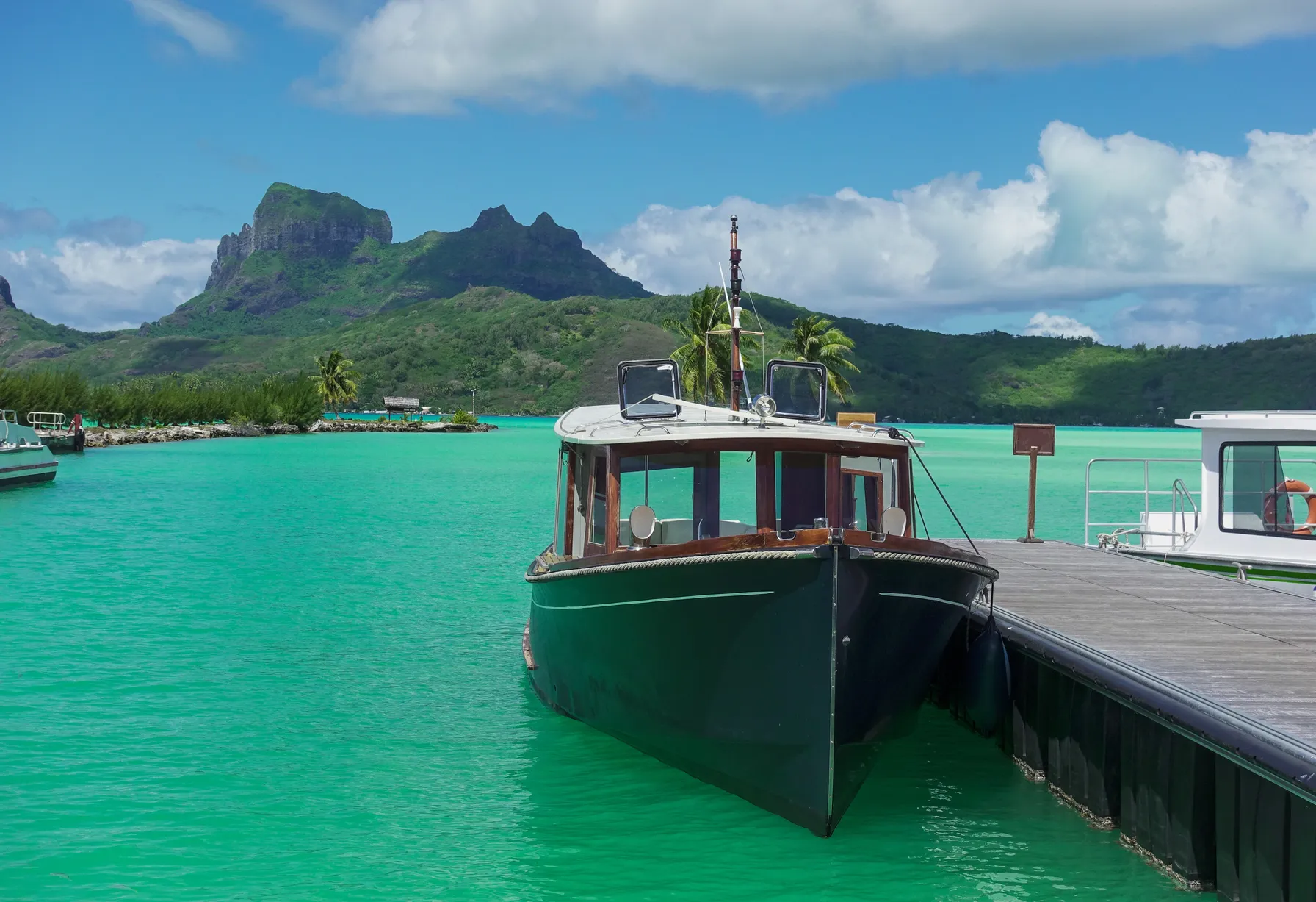 Image Tahiti in February