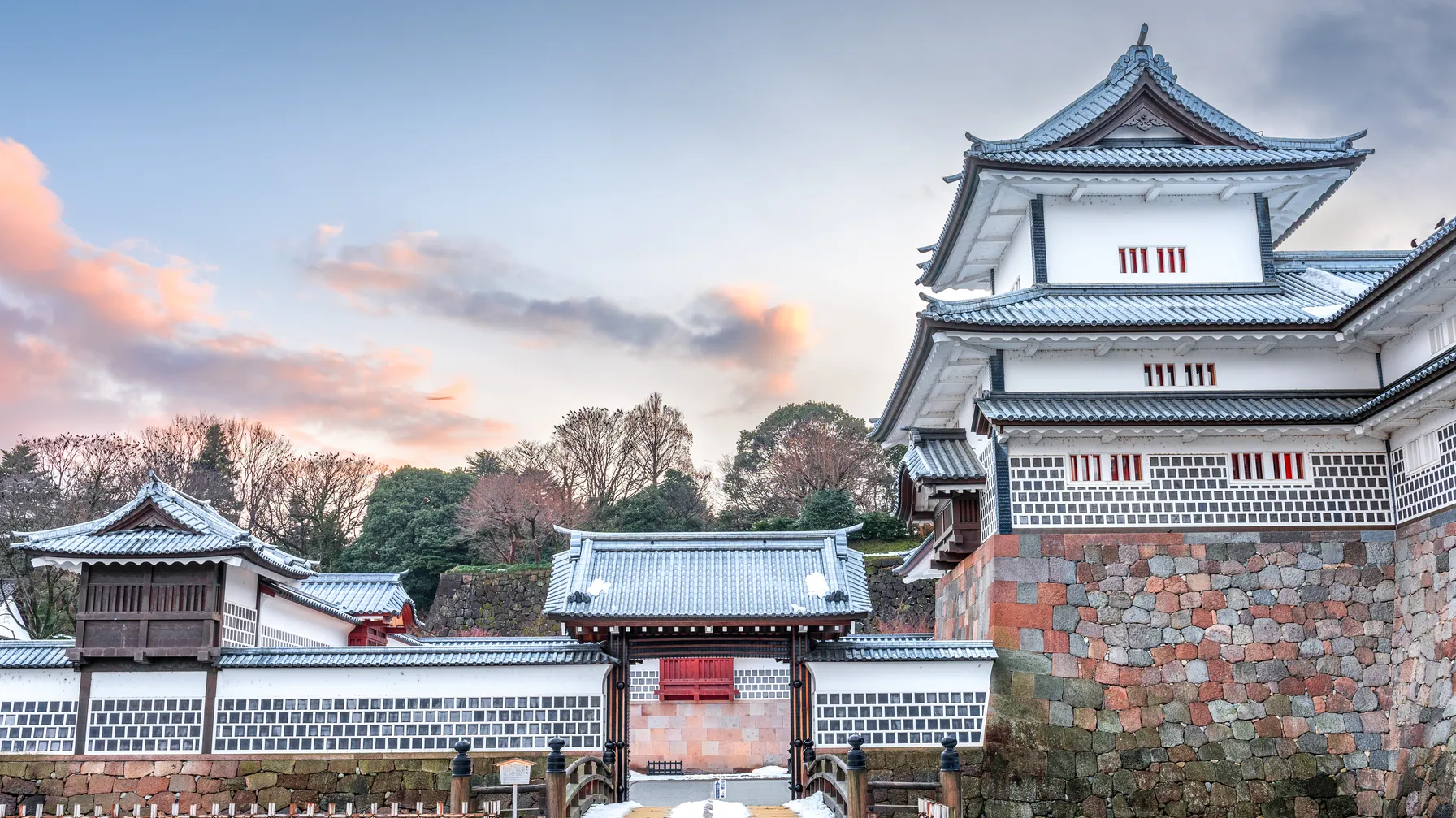 Discovering Japan in January: a season of many facets article