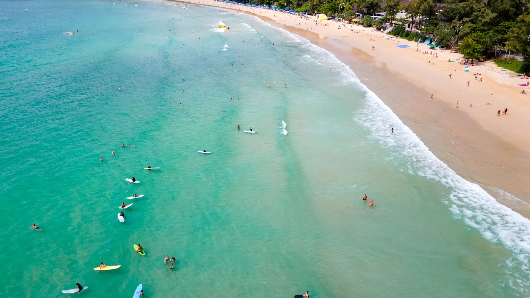 Can you really surf in Koh Samui? Complete guide to surfing possibilities article