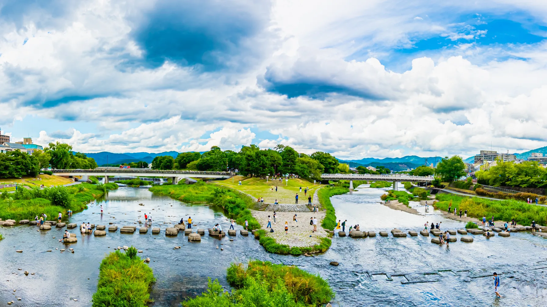 Kyoto in November: When Japanese Autumn Reveals Its Full Splendor article