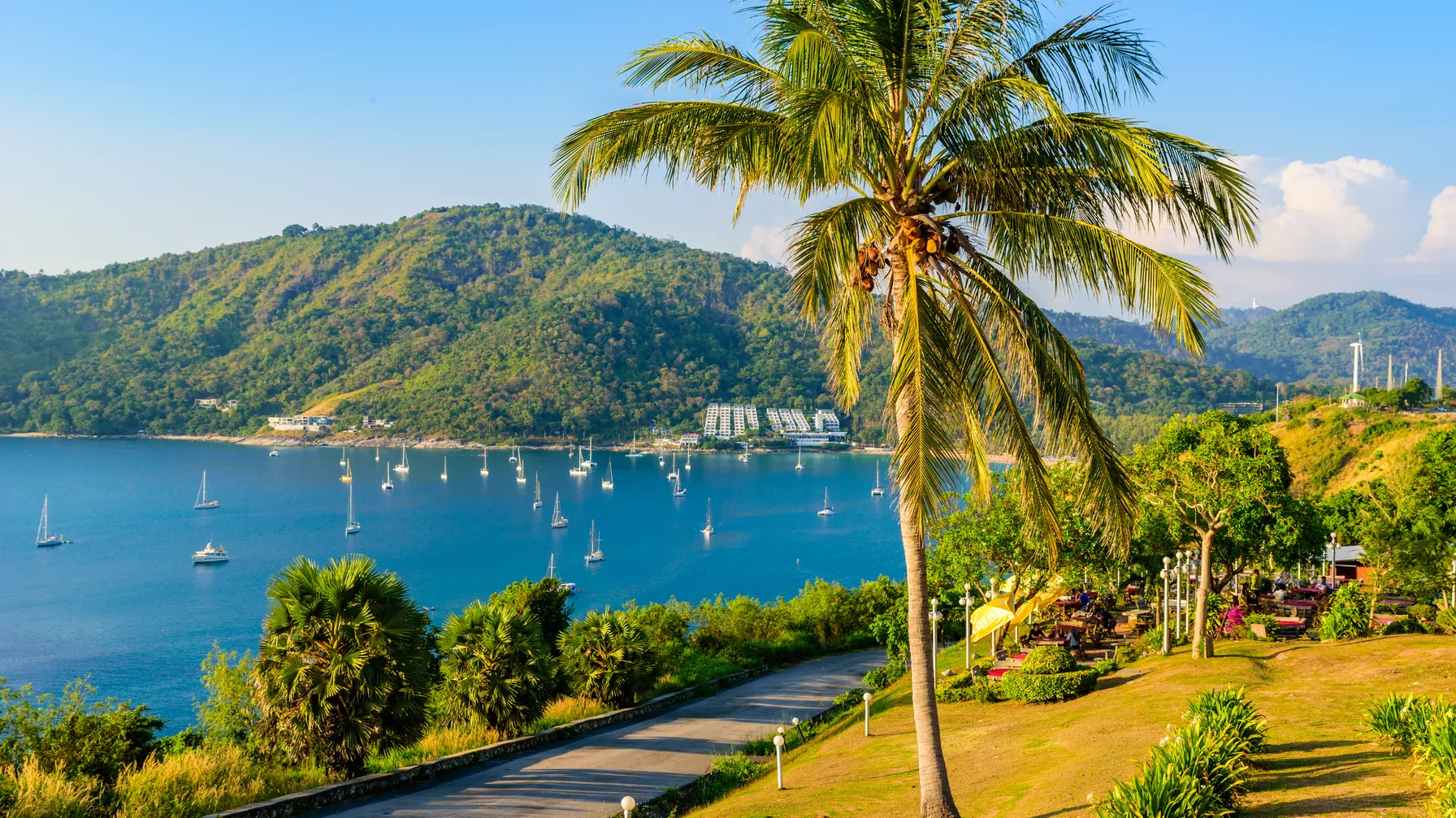 Phuket en mars : votre guide pour un séjour idéal en Thaïlande article