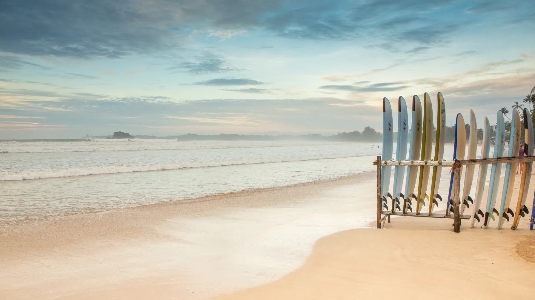 Surfing in Galle: discover the essential spots in Sri Lanka article