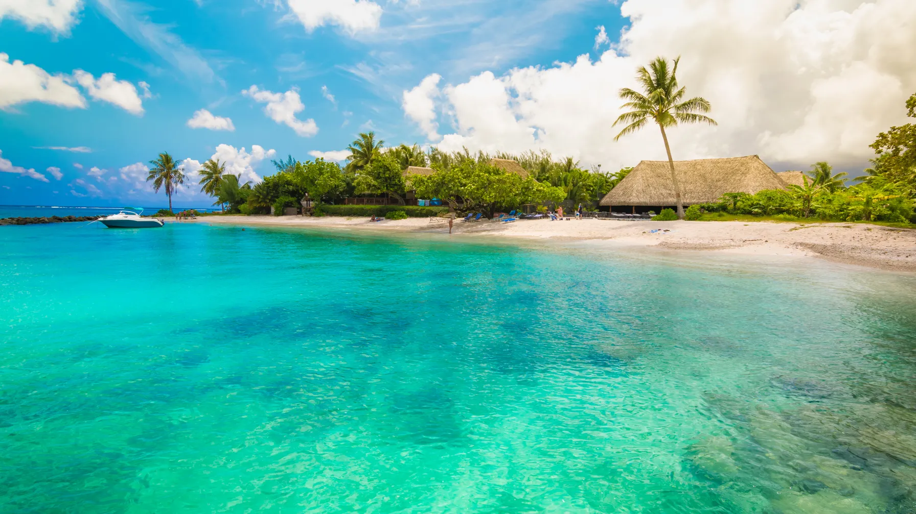Plage à Huahine : votre évasion paradisiaque en Polynésie française article