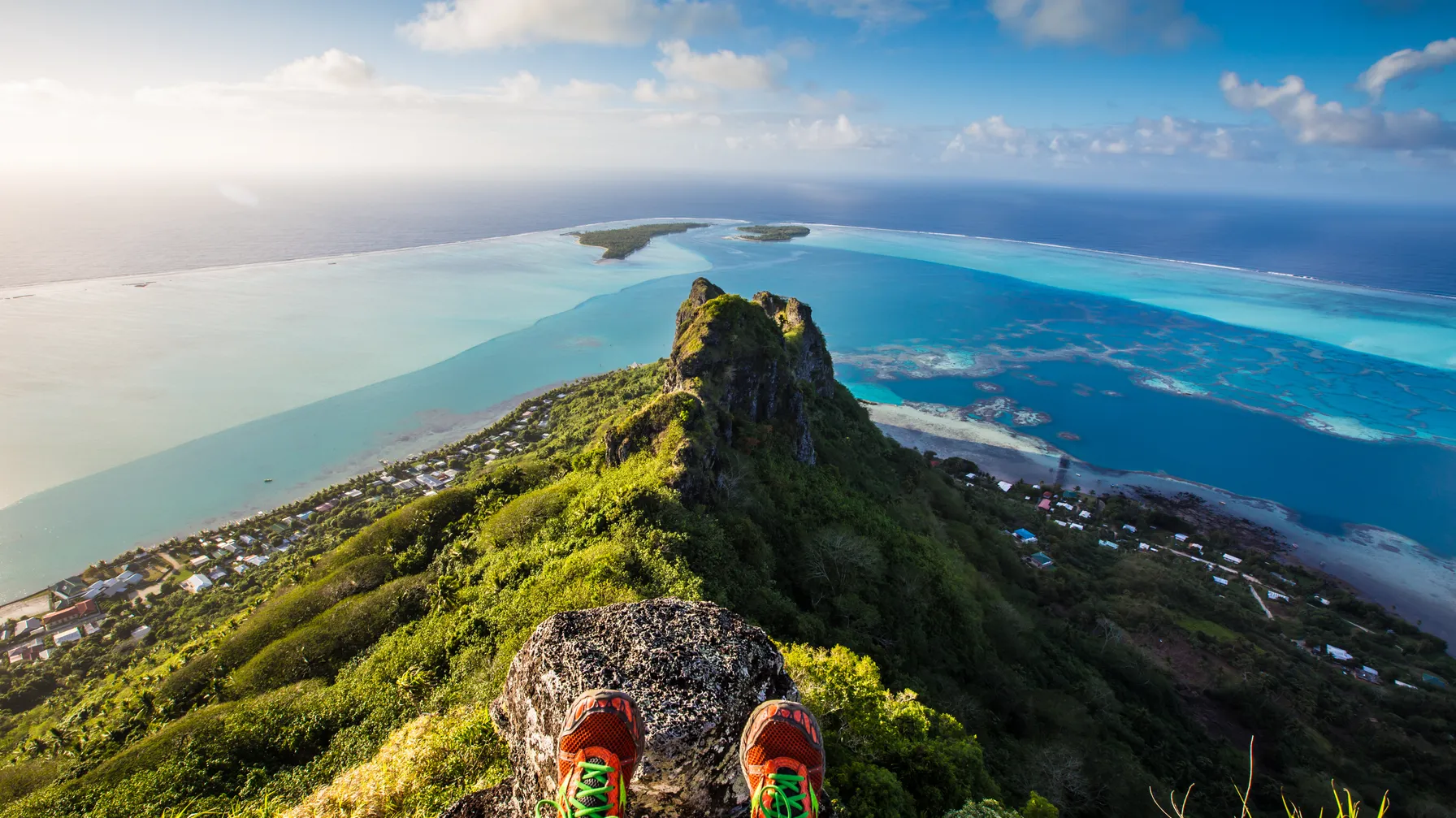 Hiking in Tahiti: discover the island on foot, off the beaten path article
