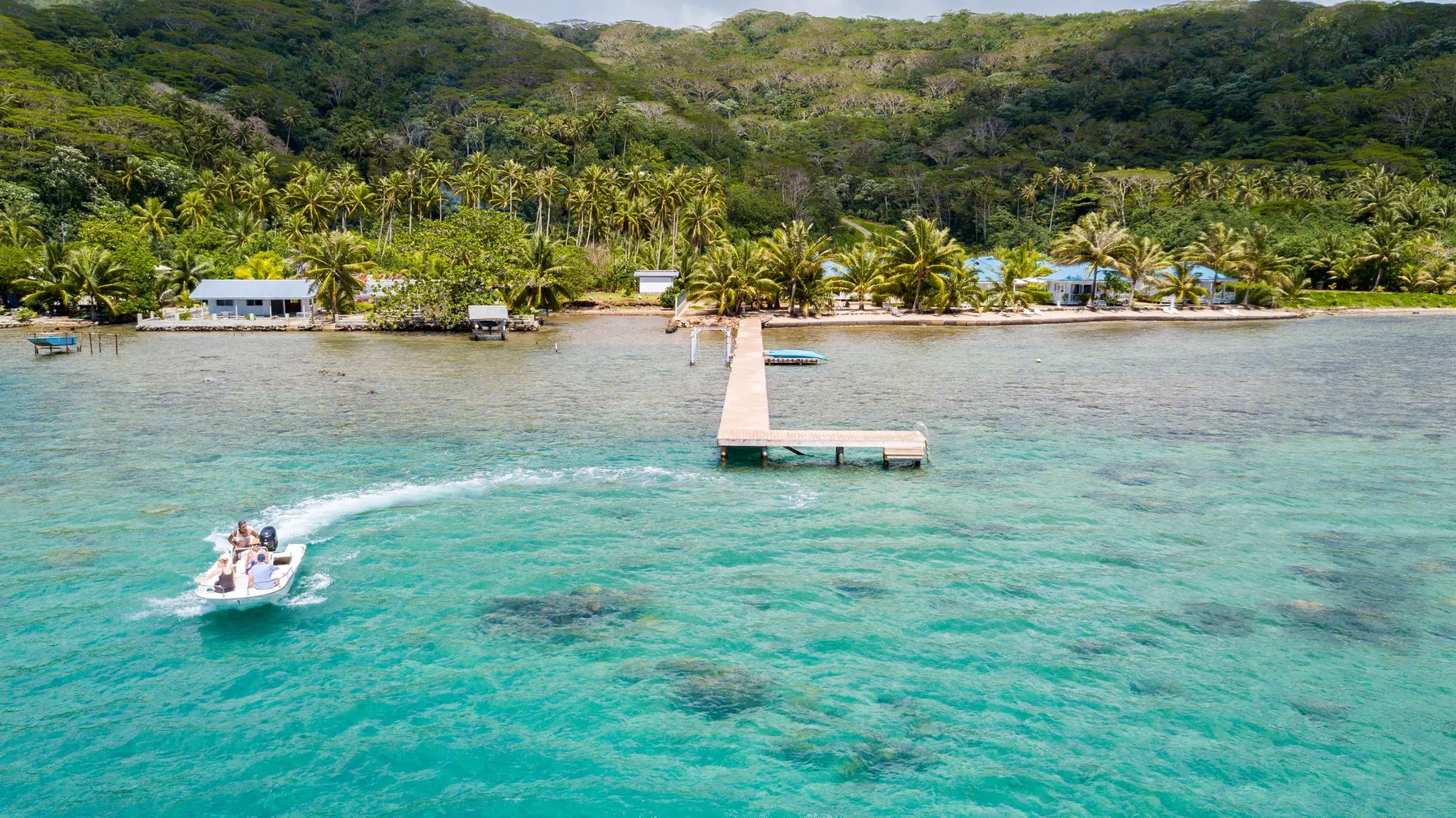 Surf à Raiatea : découvrez les vagues authentiques de Polynésie française article