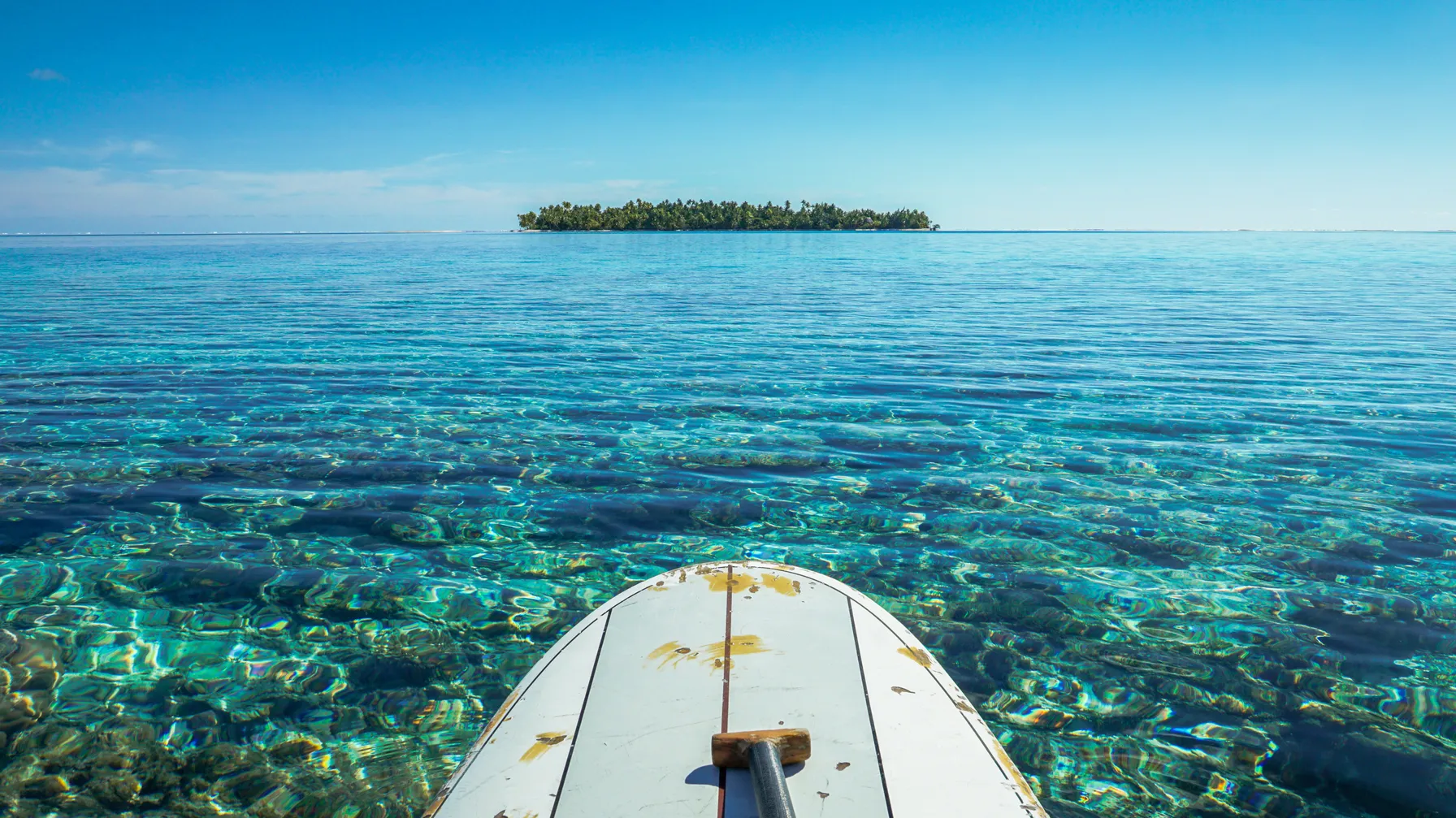Surfing in Tikehau: Premium adventure on the French Polynesian reefs article