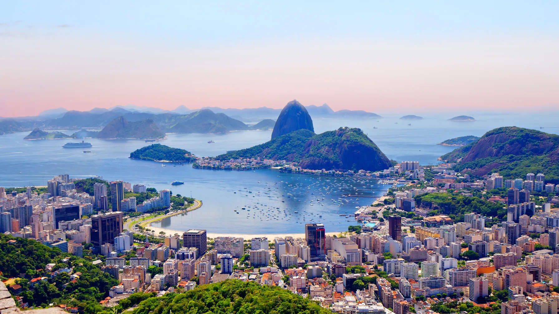 Rio de Janeiro in August: sun, festivities, and the sweet life article