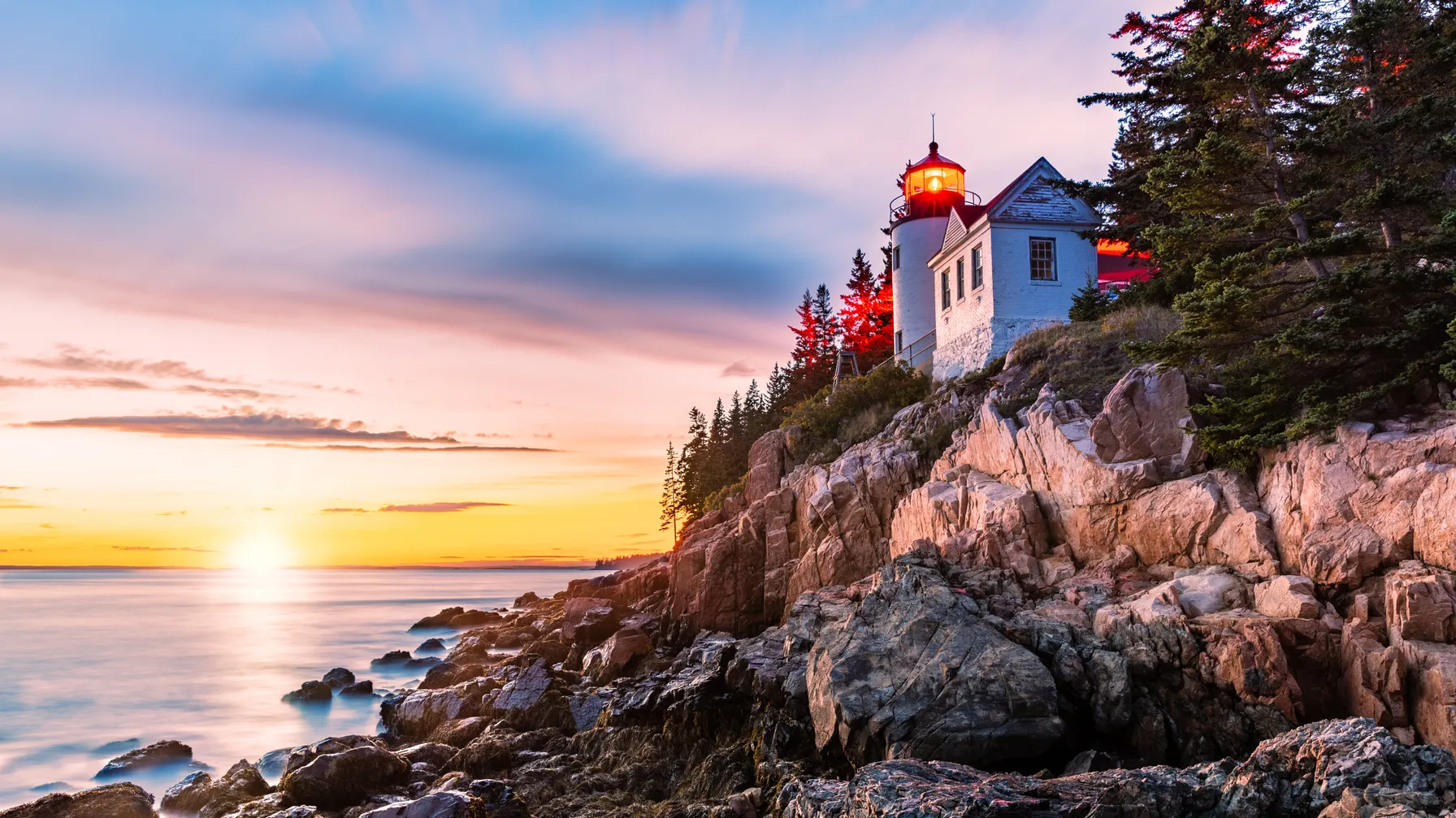 Bar Harbor in May: a destination to discover in spring article