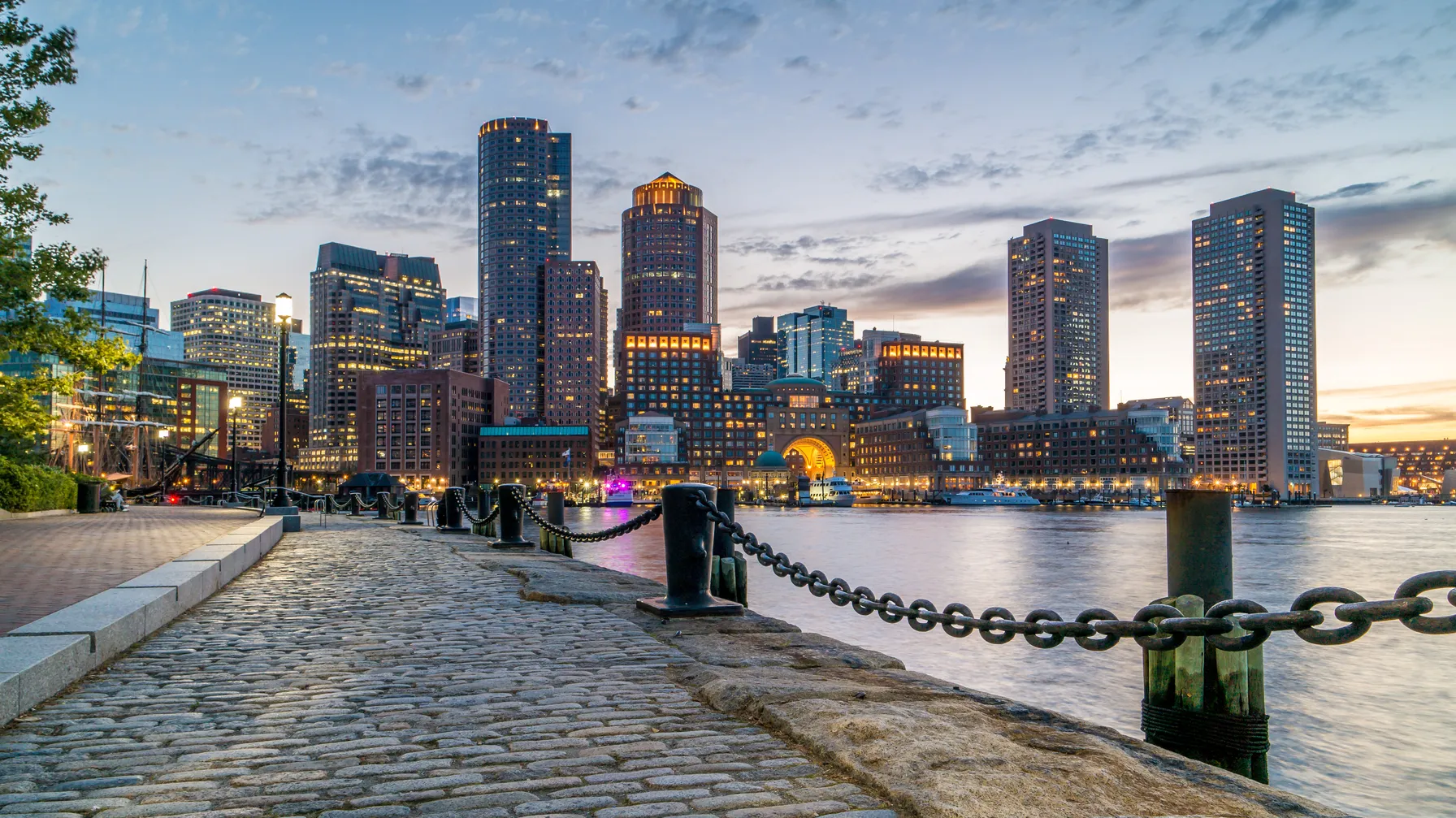 Boston Guide: everything you need to know for a successful trip. article