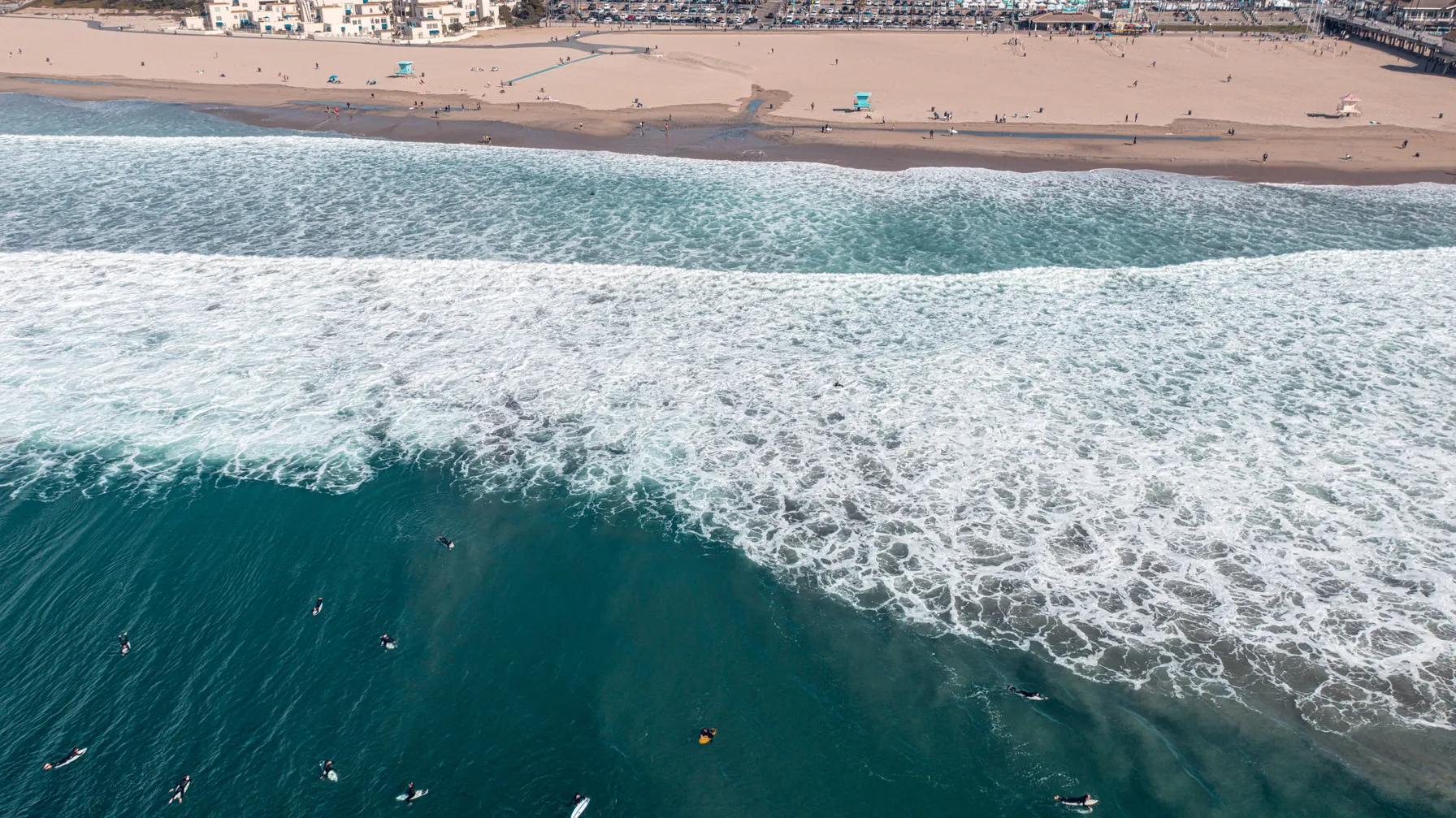 Surfing in Los Angeles: the guide to catching the best waves in California article