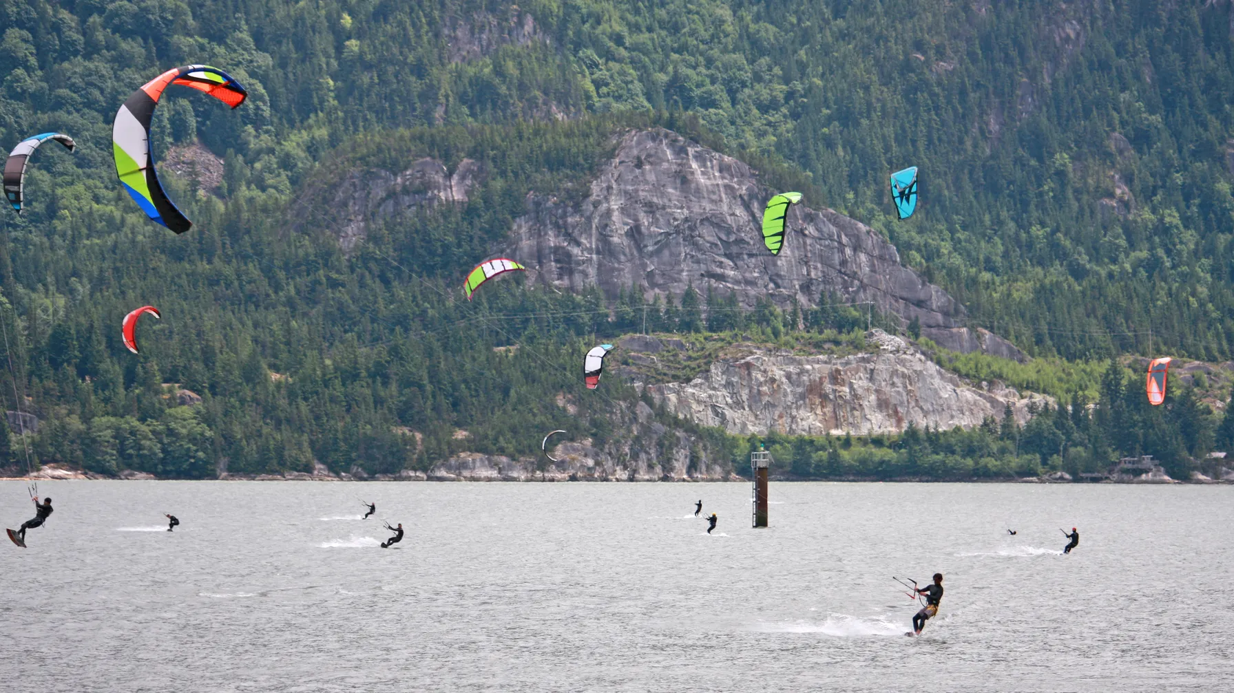 Surf au Canada : à la rencontre des plus beaux spots de vagues article