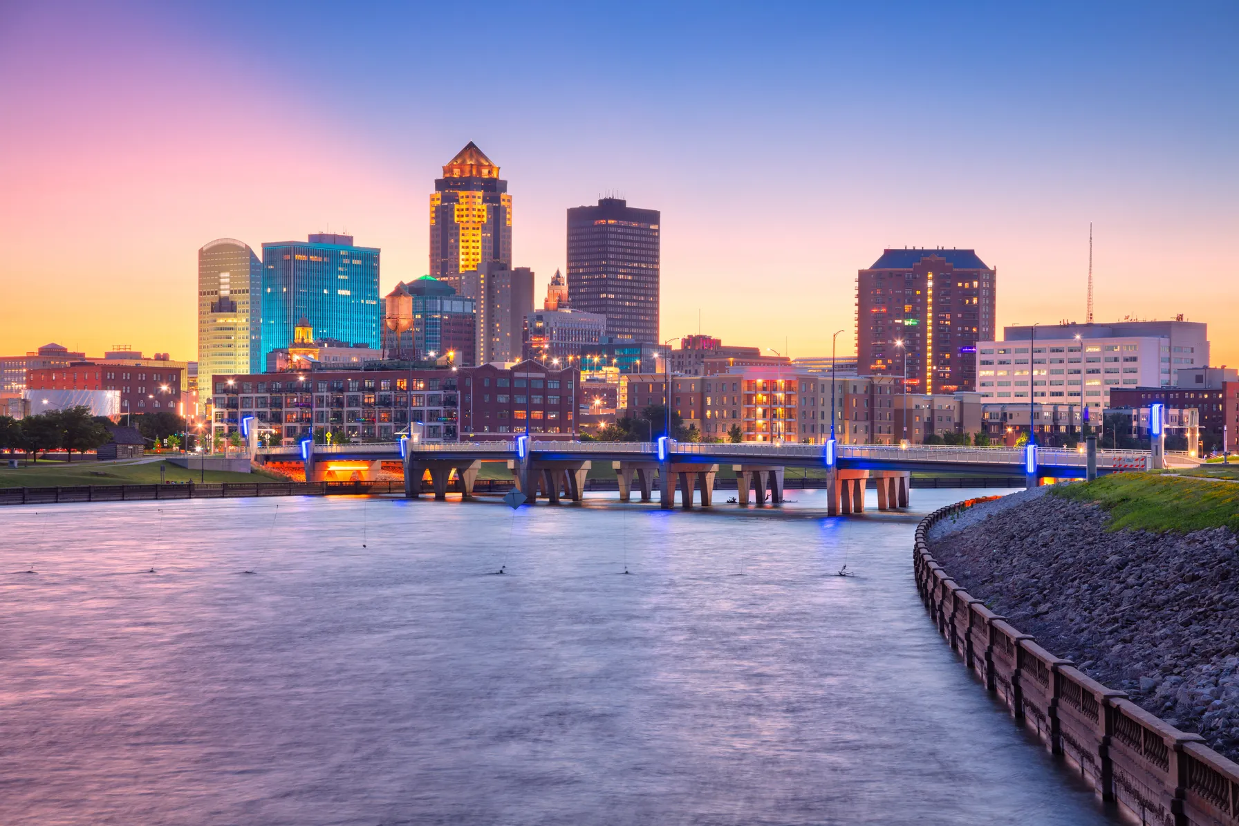 Des Moines
