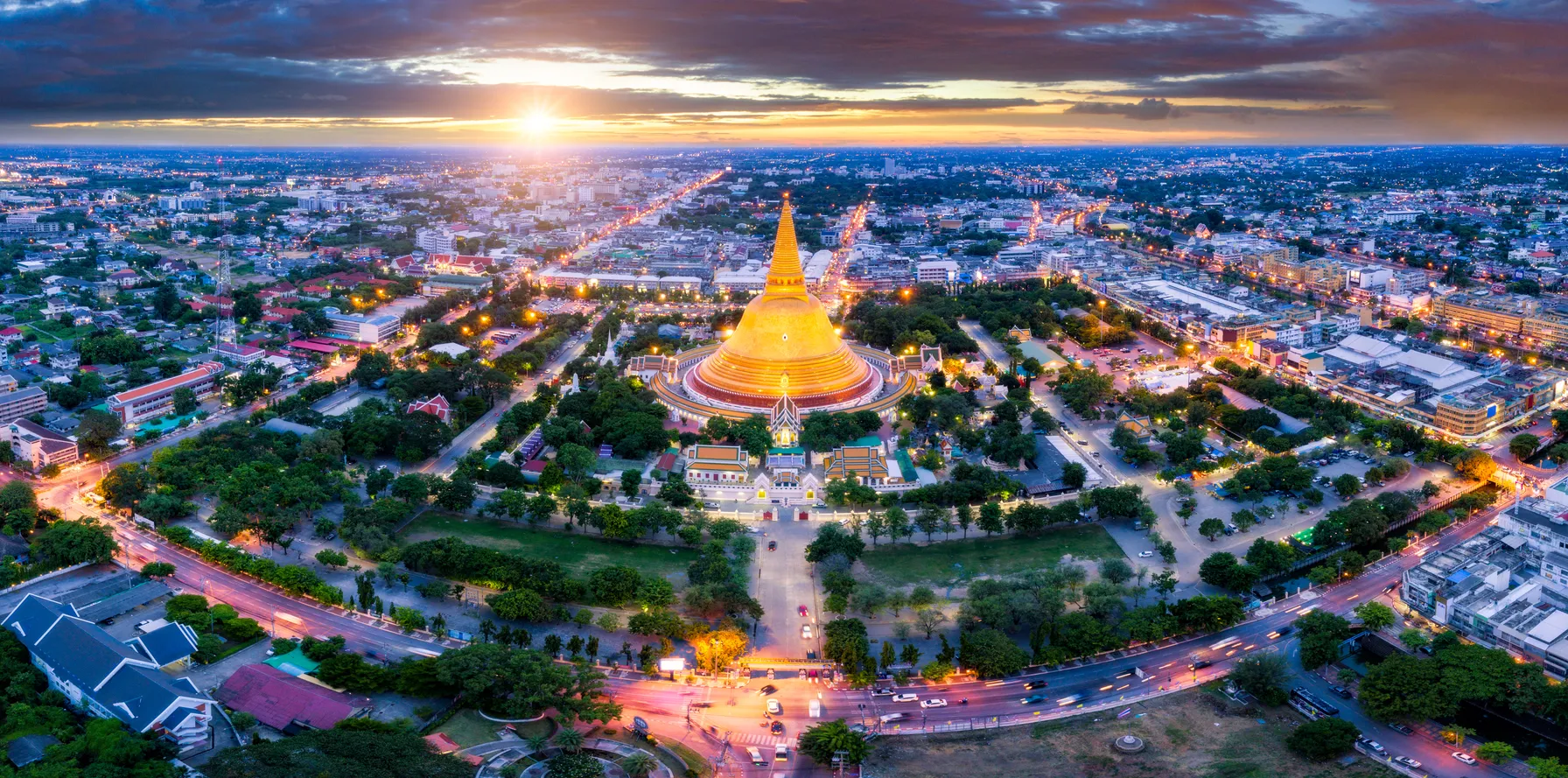 Centre et Bangkok