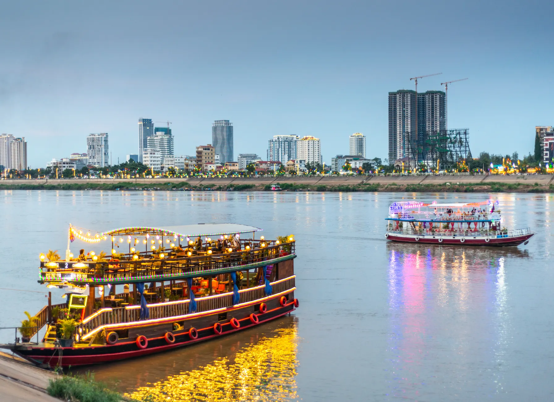 Cruise in Cambodia